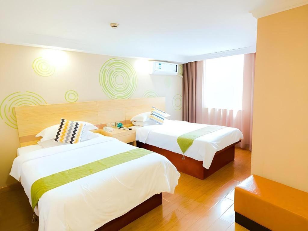 Greentree Inn Shanghai Guangxin Road Tongji Hospital Express Hotel Dış mekan fotoğraf