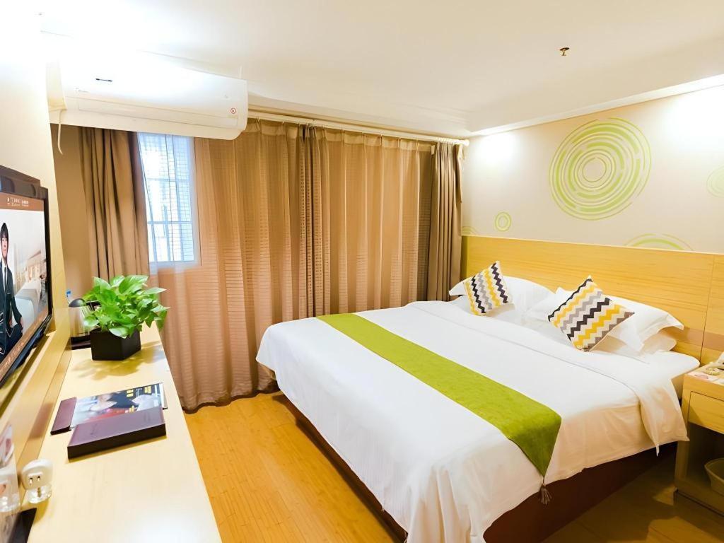 Greentree Inn Shanghai Guangxin Road Tongji Hospital Express Hotel Dış mekan fotoğraf