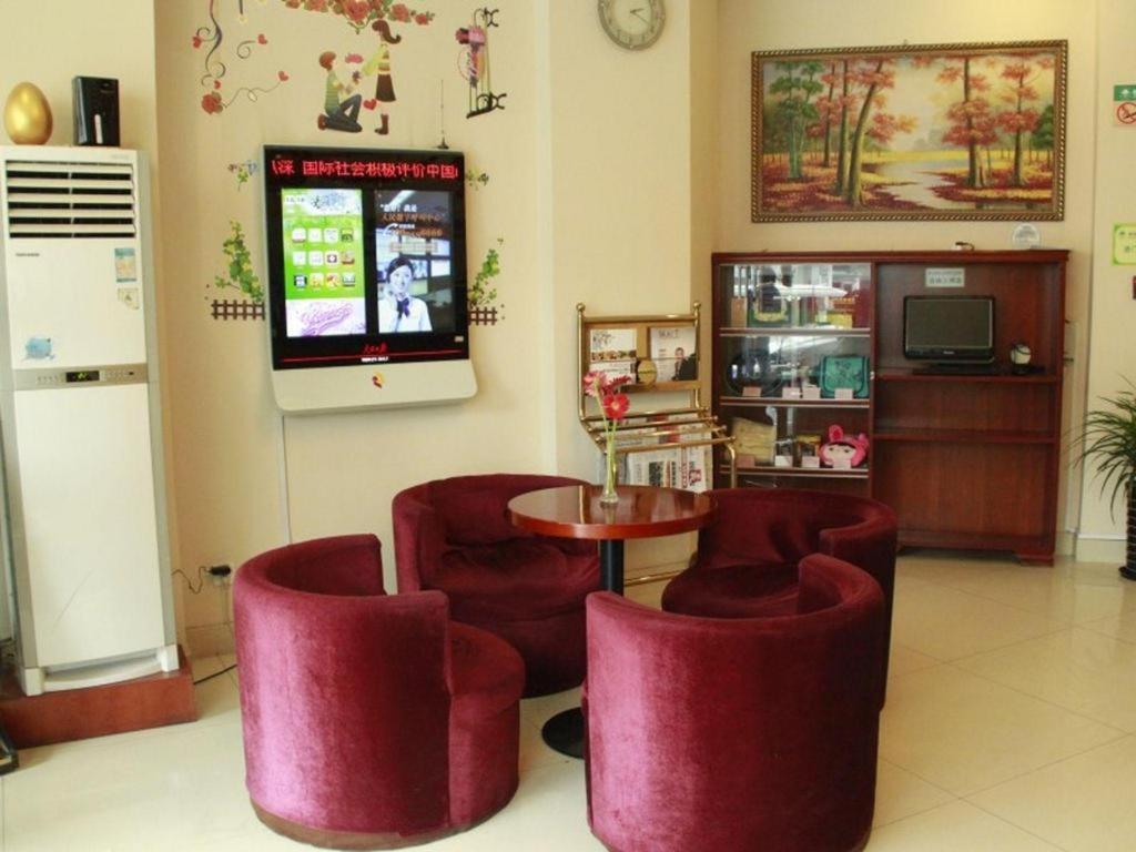Greentree Inn Shanghai Guangxin Road Tongji Hospital Express Hotel Dış mekan fotoğraf