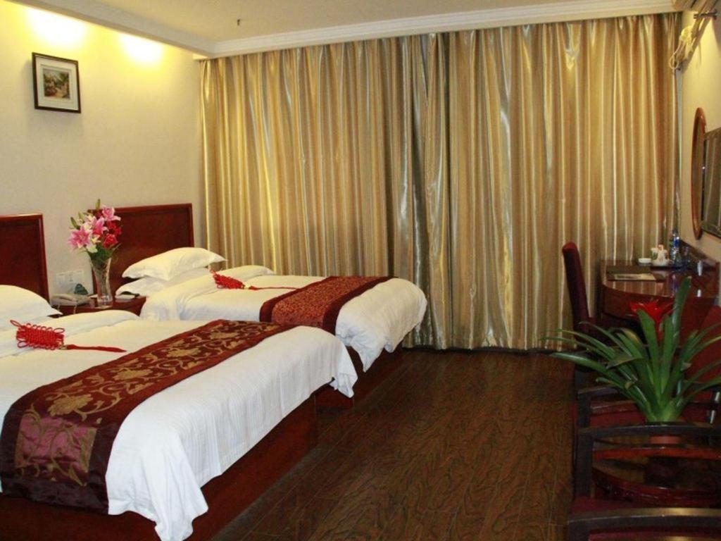 Greentree Inn Shanghai Guangxin Road Tongji Hospital Express Hotel Dış mekan fotoğraf