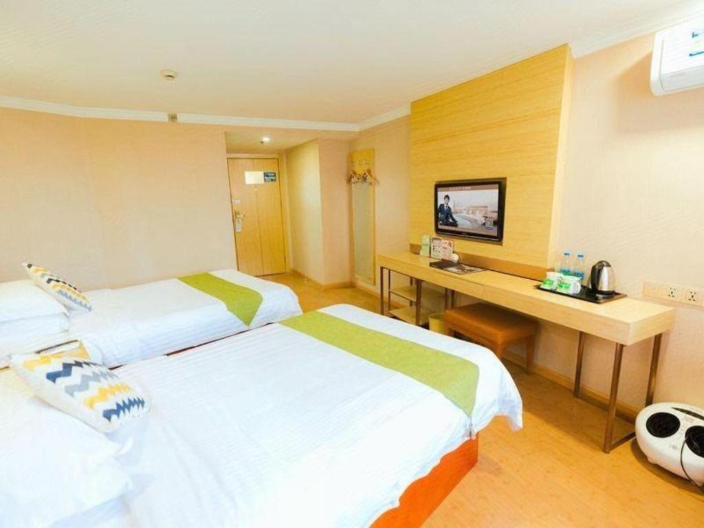 Greentree Inn Shanghai Guangxin Road Tongji Hospital Express Hotel Dış mekan fotoğraf