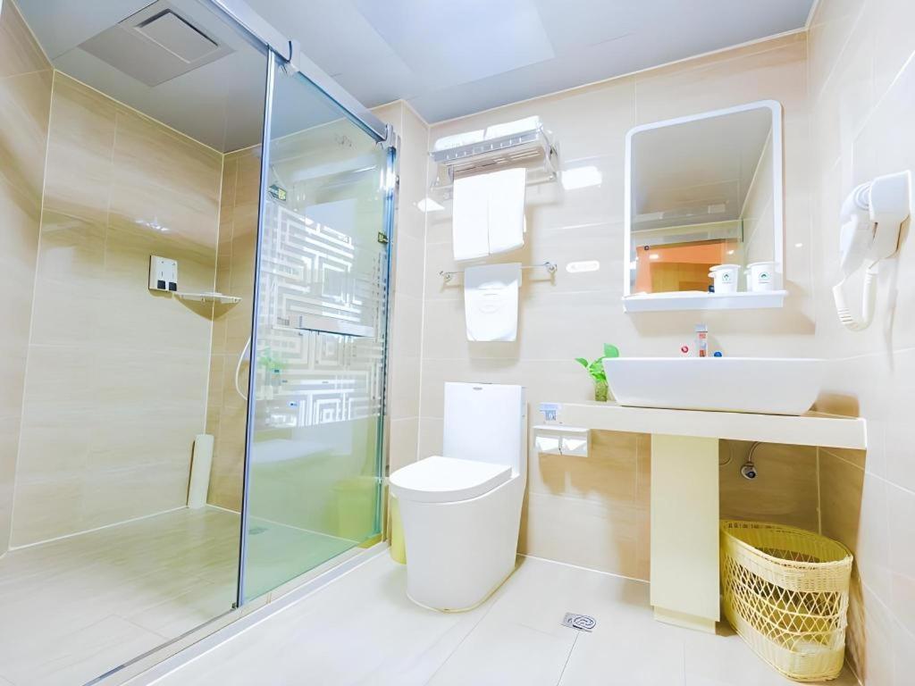 Greentree Inn Shanghai Guangxin Road Tongji Hospital Express Hotel Dış mekan fotoğraf
